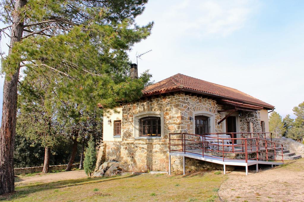 Casa Rural El Pinar Villa Navas de Riofrio ภายนอก รูปภาพ